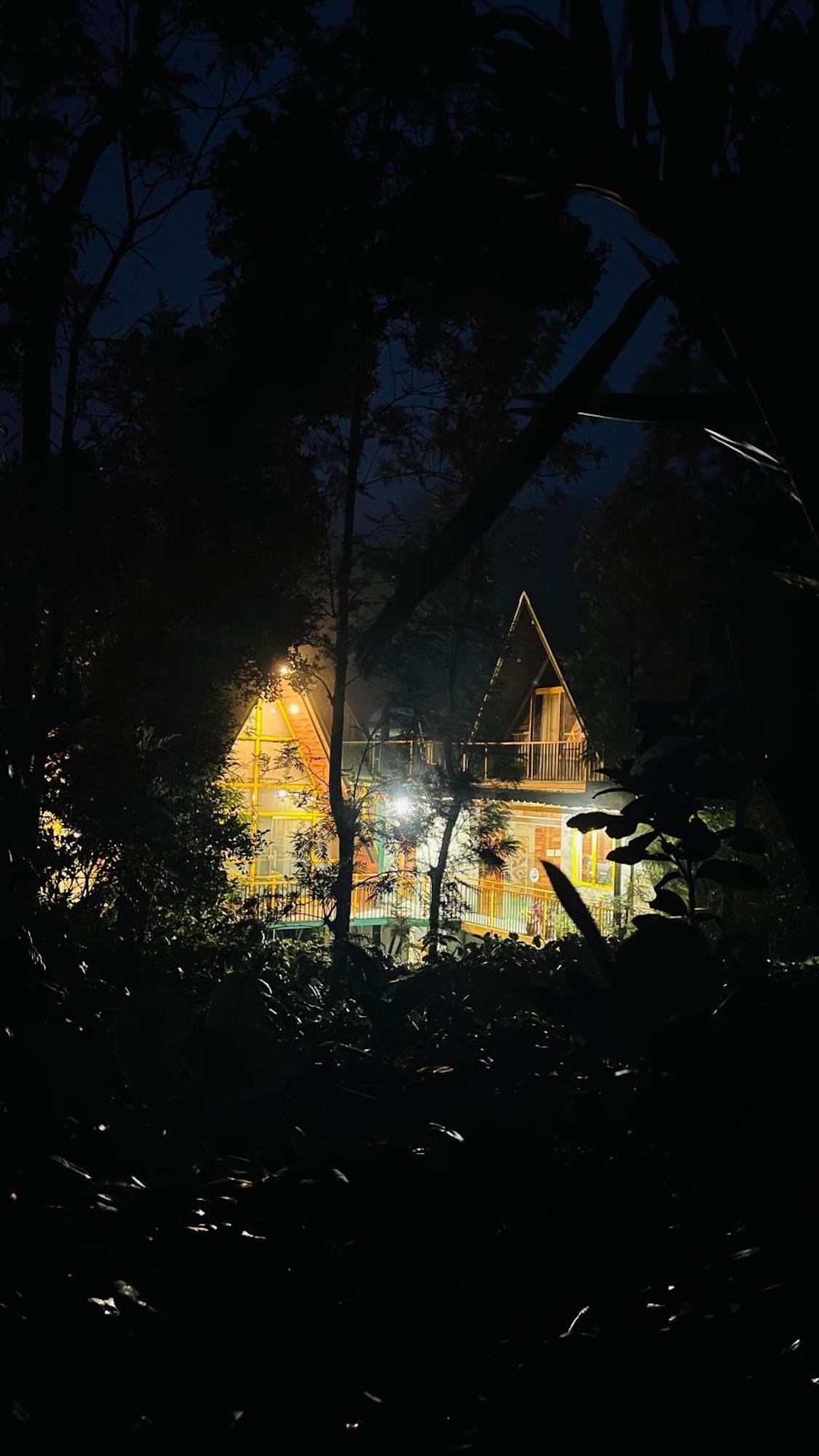 Suvarna Eco Village 마디케리 외부 사진